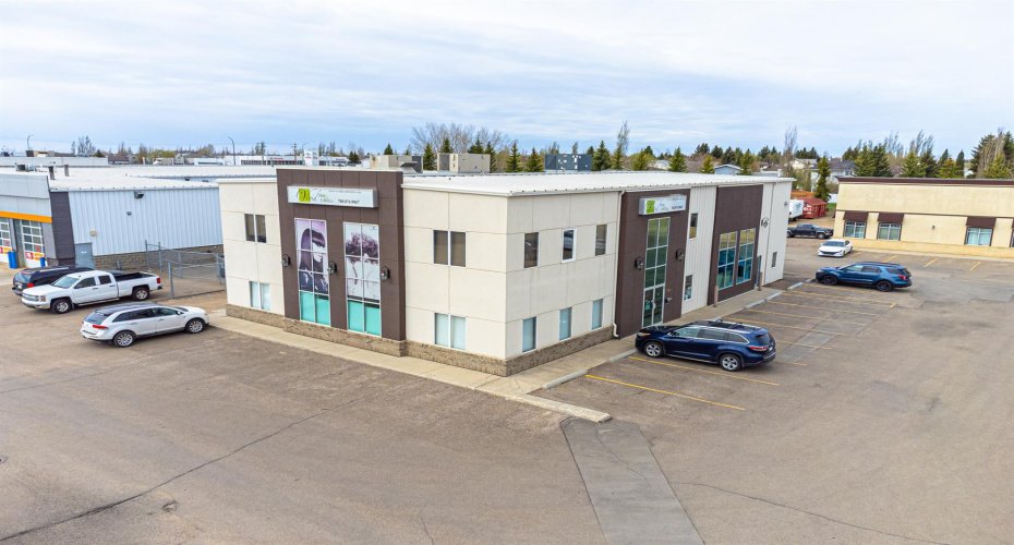 2602 50 Avenue, Lloydminster, Alberta T9V 2S3, ,Commercial,For Sale,50,A2247200