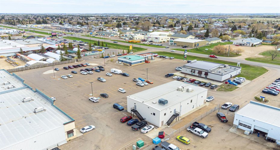 2602 50 Avenue, Lloydminster, Alberta T9V 2S3, ,Commercial,For Sale,50,A2247200