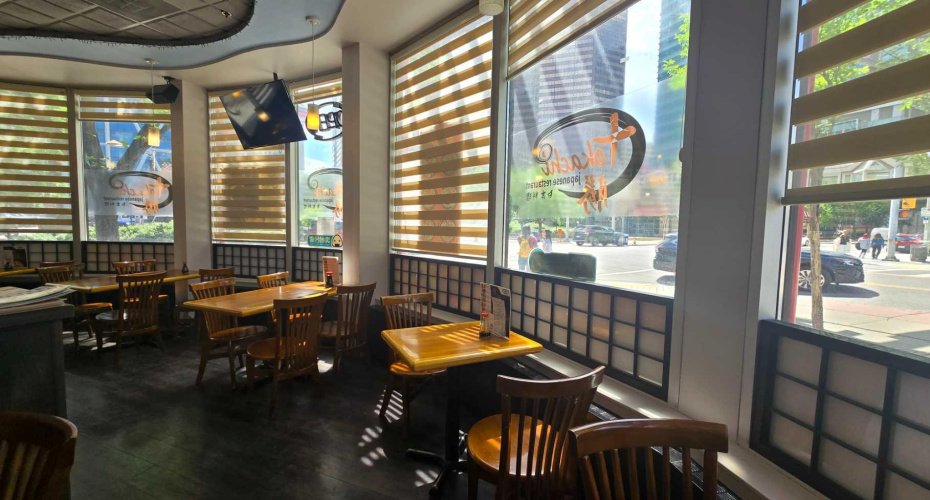 328 Centre Street, Calgary, Alberta T2G 4X6, ,Commercial,For Sale,Dragon City Mall,Centre,A2238574