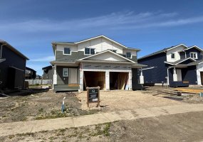 10414 133 Avenue, Grande Prairie, Alberta T8V 6J7, 3 Bedrooms Bedrooms, ,3 BathroomsBathrooms,Residential,For Sale,133,A2247286