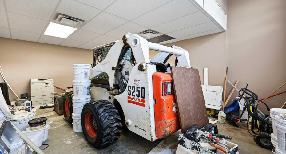 32 Westwinds Crescent, Calgary, Alberta T3J 5L3, ,Commercial,For Sale,Westwinds,A2247532