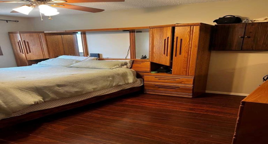 5029-43Street ., High Prairie, Alberta T0G 1E0, 3 Bedrooms Bedrooms, ,2 BathroomsBathrooms,Residential,For Sale,.,A2247650