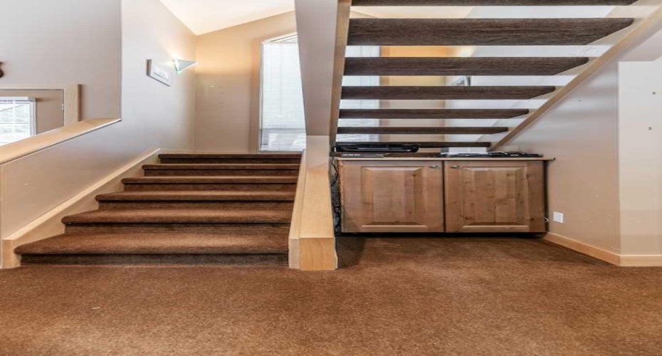 107 Mount View, Waterton Park, Alberta T0K 2M0, 4 Bedrooms Bedrooms, ,3 BathroomsBathrooms,Residential,For Sale,Mount View,A2246355