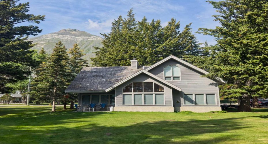 107 Mount View, Waterton Park, Alberta T0K 2M0, 4 Bedrooms Bedrooms, ,3 BathroomsBathrooms,Residential,For Sale,Mount View,A2246355