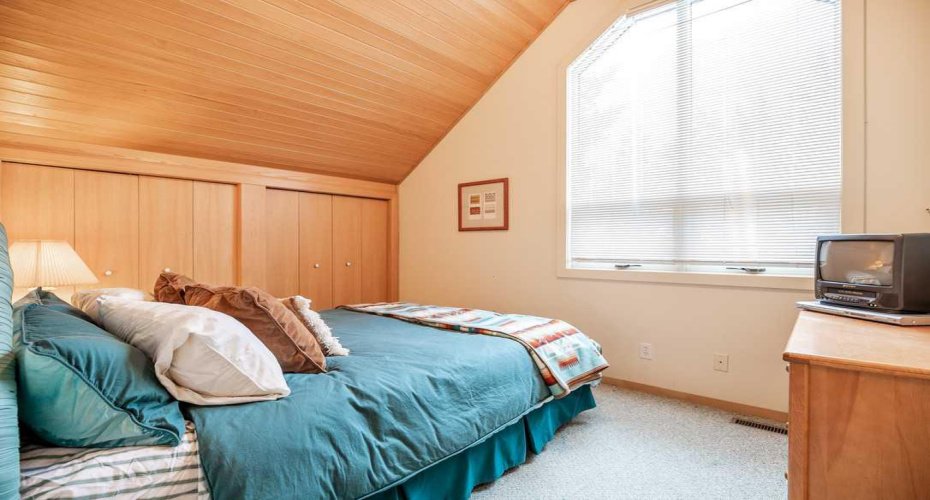 107 Mount View, Waterton Park, Alberta T0K 2M0, 4 Bedrooms Bedrooms, ,3 BathroomsBathrooms,Residential,For Sale,Mount View,A2246355
