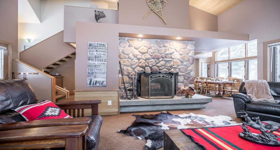 107 Mount View, Waterton Park, Alberta T0K 2M0, 4 Bedrooms Bedrooms, ,3 BathroomsBathrooms,Residential,For Sale,Mount View,A2246355