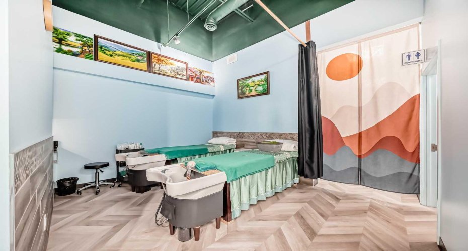 11501 Buffalo Run Boulevard, Calgary, Alberta T3T 0E4, ,Commercial,For Lease,Buffalo Run,A2248212