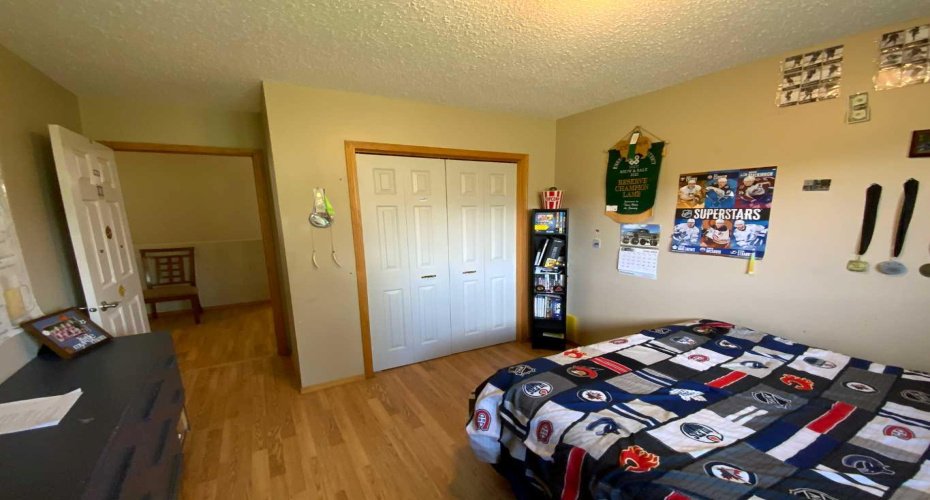 231052 330 Township, Rural Kneehill County, Alberta T0M 2C0, 2 Bedrooms Bedrooms, ,2 BathroomsBathrooms,Residential,For Sale,330,A2248296
