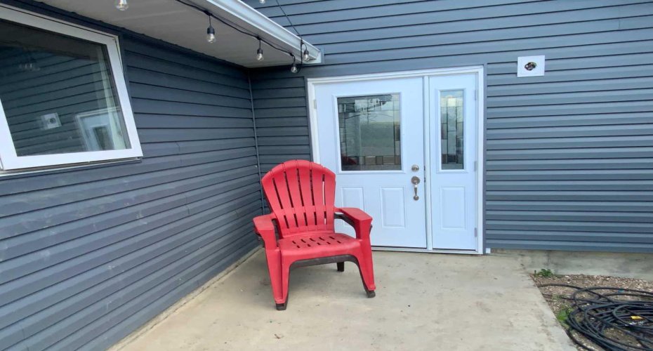 231052 330 Township, Rural Kneehill County, Alberta T0M 2C0, 2 Bedrooms Bedrooms, ,2 BathroomsBathrooms,Residential,For Sale,330,A2248296