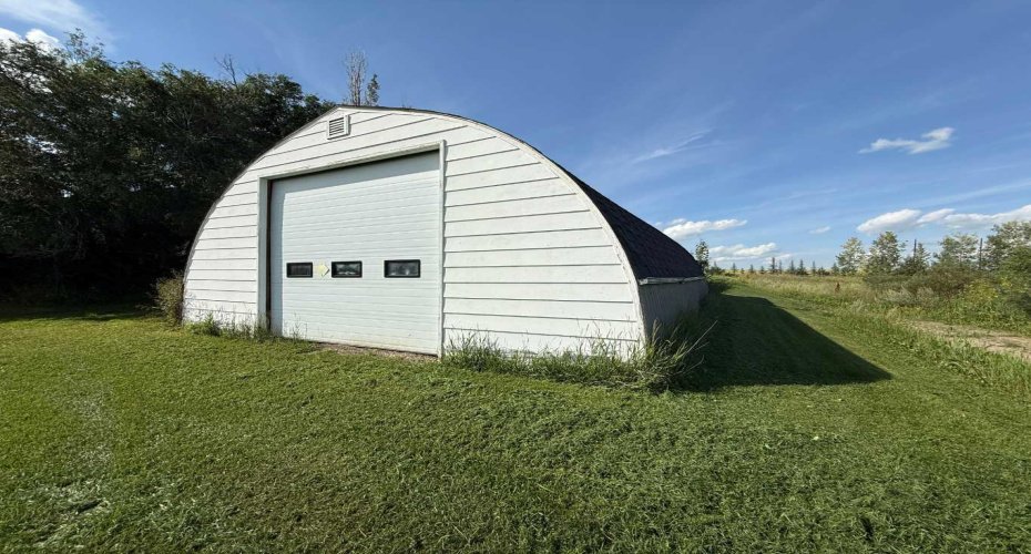 231052 330 Township, Rural Kneehill County, Alberta T0M 2C0, 2 Bedrooms Bedrooms, ,2 BathroomsBathrooms,Residential,For Sale,330,A2248296