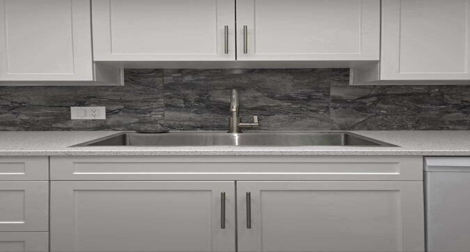 3730 50 Street, Calgary, Alberta T3A 2V9, 2 Bedrooms Bedrooms, ,1 BathroomBathrooms,Residential,For Sale,50,A2248729