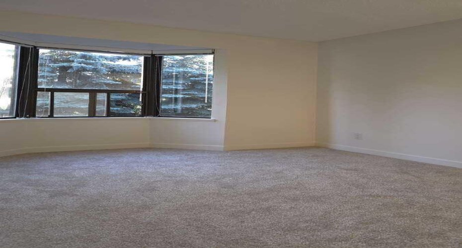 3730 50 Street, Calgary, Alberta T3A 2V9, 2 Bedrooms Bedrooms, ,1 BathroomBathrooms,Residential,For Sale,50,A2248729