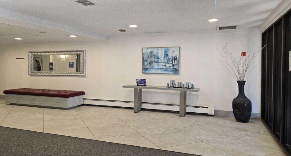 3730 50 Street, Calgary, Alberta T3A 2V9, 2 Bedrooms Bedrooms, ,1 BathroomBathrooms,Residential,For Sale,50,A2248729