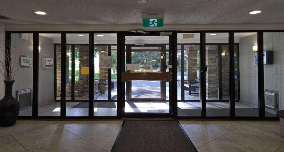 3730 50 Street, Calgary, Alberta T3A 2V9, 2 Bedrooms Bedrooms, ,1 BathroomBathrooms,Residential,For Sale,50,A2248729