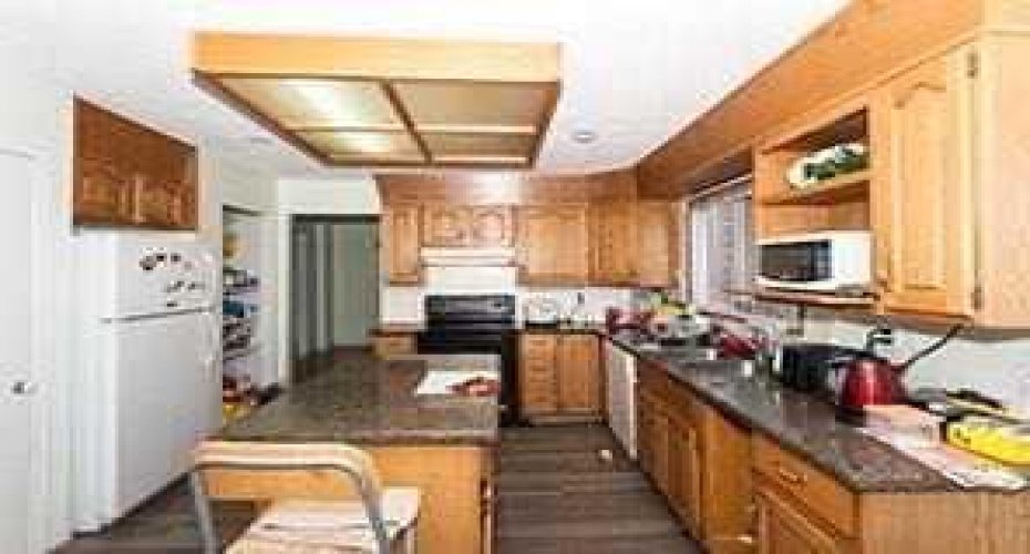 105 Valhalla Crescent, Calgary, Alberta T3A 1Z7, 6 Bedrooms Bedrooms, ,4 BathroomsBathrooms,Residential,For Sale,Valhalla,A2242505