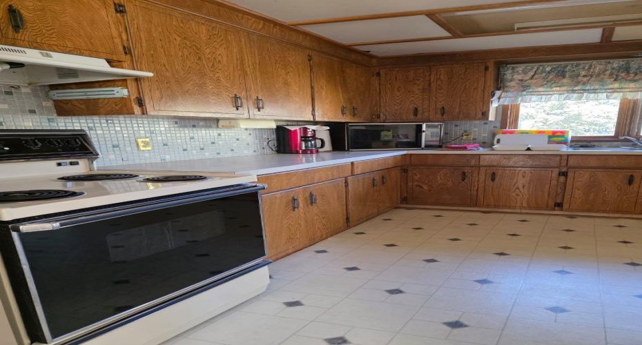 4716 55 Avenue, Provost, Alberta T0B3S0, 5 Bedrooms Bedrooms, ,3 BathroomsBathrooms,Residential,For Sale,55,A2248883