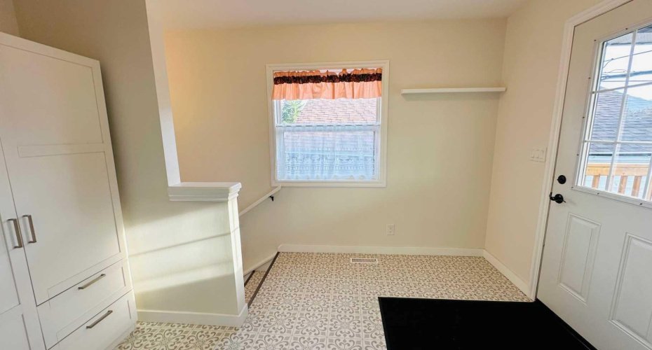 1507 2 Avenue, Drumheller, Alberta T0J 0Y1, 3 Bedrooms Bedrooms, ,4 BathroomsBathrooms,Residential,For Sale,2 Avenue,A2245989