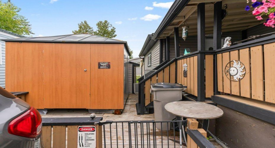 6220 17 Avenue, Calgary, Alberta T2A 0W6, 3 Bedrooms Bedrooms, ,1 BathroomBathrooms,Mobile,For Sale,17,A2249224