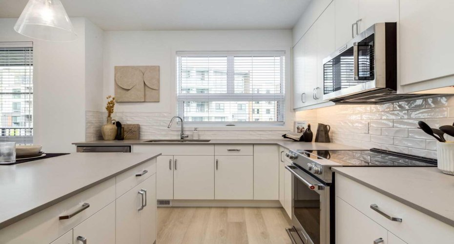 1469 Na'a Drive, Calgary, Alberta T3H 6A4, 2 Bedrooms Bedrooms, ,3 BathroomsBathrooms,Residential,For Sale,Na'a,A2245993