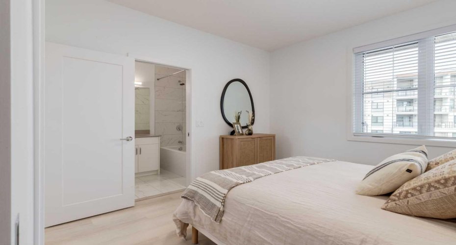 1469 Na'a Drive, Calgary, Alberta T3H 6A4, 2 Bedrooms Bedrooms, ,3 BathroomsBathrooms,Residential,For Sale,Na'a,A2245993