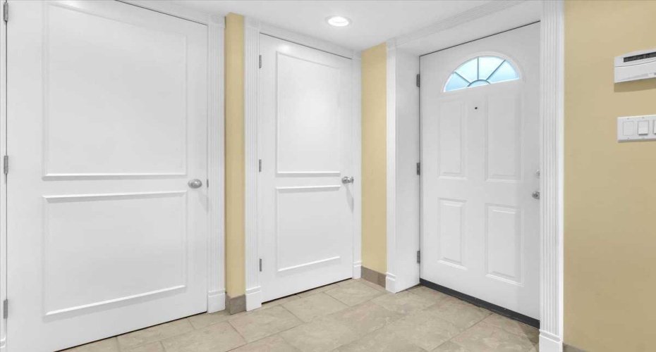 2211 45 Street, Calgary, Alberta T2B 1K1, 3 Bedrooms Bedrooms, ,2 BathroomsBathrooms,Residential,For Sale,45,A2248014