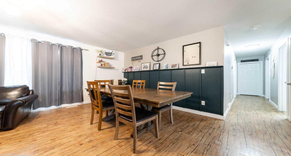 26 Hillmond Avenue, Hillmond, Saskatchewan S0M 0W0, 5 Bedrooms Bedrooms, ,3 BathroomsBathrooms,Residential,For Sale,Hillmond,A2249533