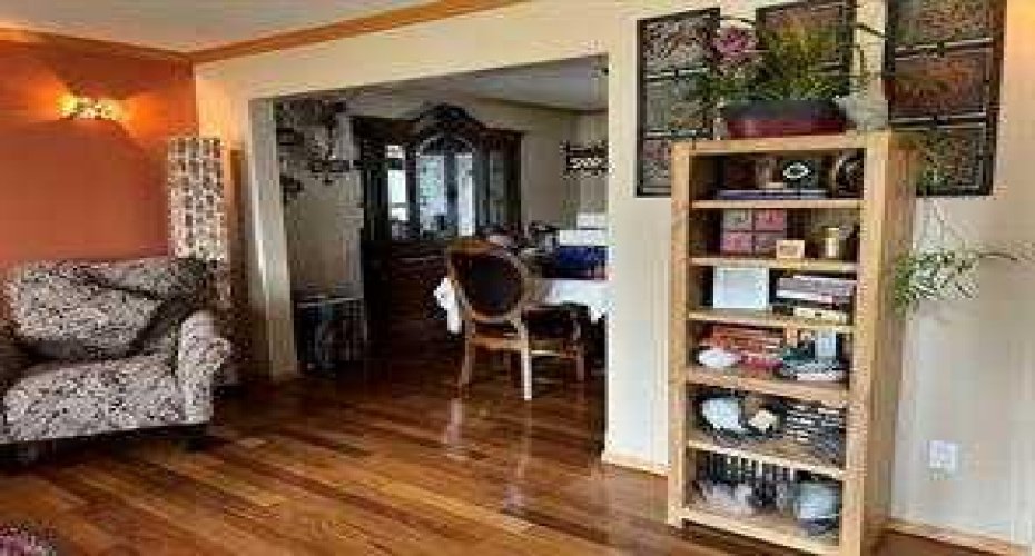 302 8 Avenue, Fox Creek, Alberta T0H 1P0, 6 Bedrooms Bedrooms, ,5 BathroomsBathrooms,Residential,For Sale,8,A2238886