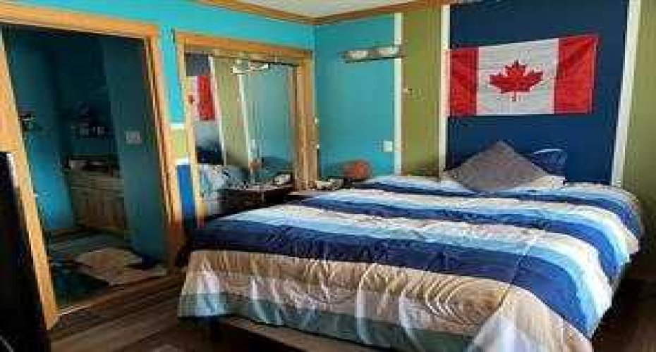 302 8 Avenue, Fox Creek, Alberta T0H 1P0, 6 Bedrooms Bedrooms, ,5 BathroomsBathrooms,Residential,For Sale,8,A2238886