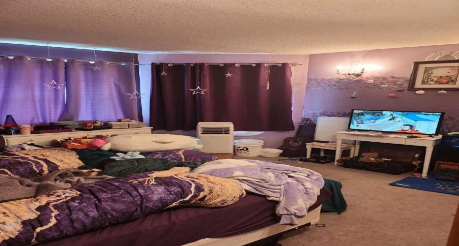 302 8 Avenue, Fox Creek, Alberta T0H 1P0, 6 Bedrooms Bedrooms, ,5 BathroomsBathrooms,Residential,For Sale,8,A2238886