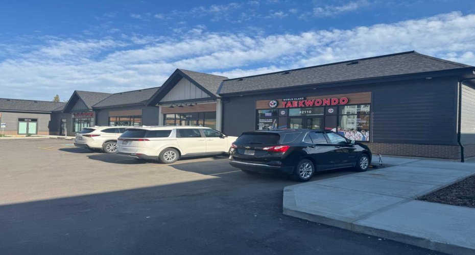 88 Shawnee Street, Calgary, Alberta T2Y0Z7, ,Commercial,For Lease,Shawnee,A2249039