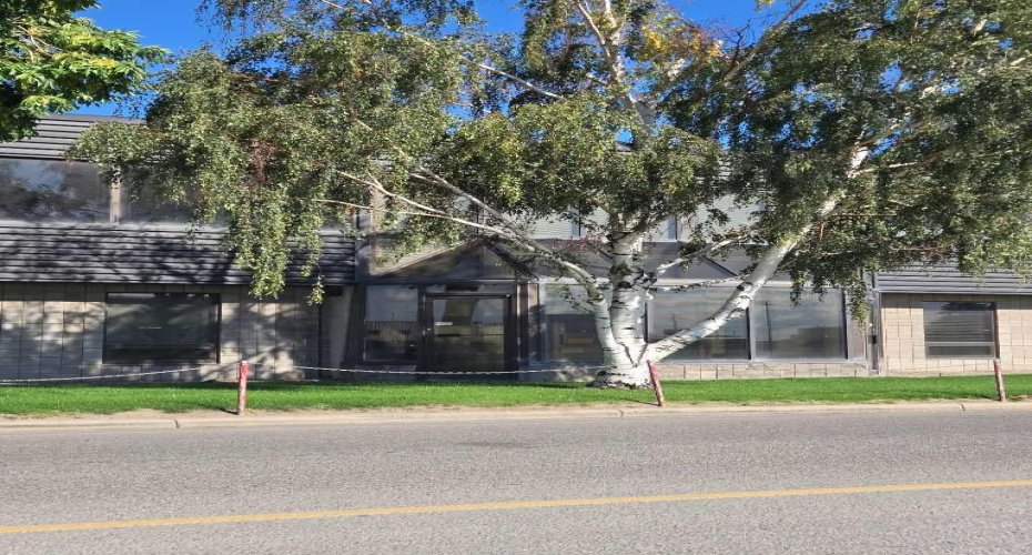 3601 2 Avenue, Lethbridge, Alberta T1H 5K7, ,Commercial,For Lease,2,A2250117