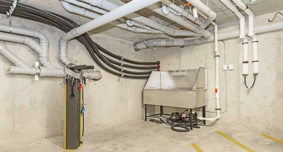 Common Area - Door Wash