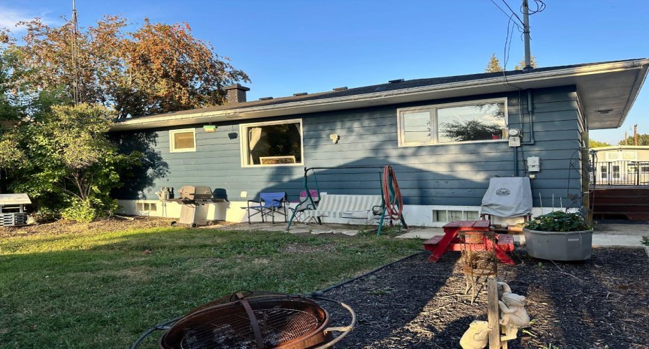 312 Main Street, Maidstone, Saskatchewan S0M 1M0, 3 Bedrooms Bedrooms, ,2 BathroomsBathrooms,Residential,For Sale,Main,A2250204