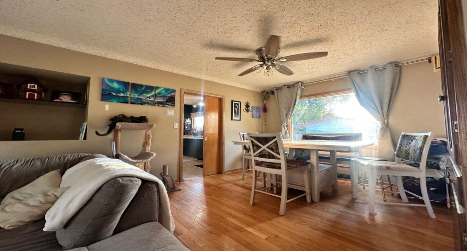 312 Main Street, Maidstone, Saskatchewan S0M 1M0, 3 Bedrooms Bedrooms, ,2 BathroomsBathrooms,Residential,For Sale,Main,A2250204