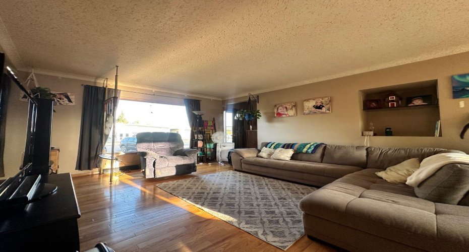 312 Main Street, Maidstone, Saskatchewan S0M 1M0, 3 Bedrooms Bedrooms, ,2 BathroomsBathrooms,Residential,For Sale,Main,A2250204