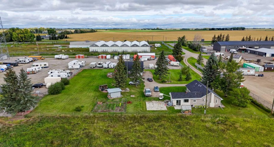 8-1415 sec 582 Highway, Didsbury, Alberta T0M 0W0, ,Commercial,For Sale,sec 582,A2249845