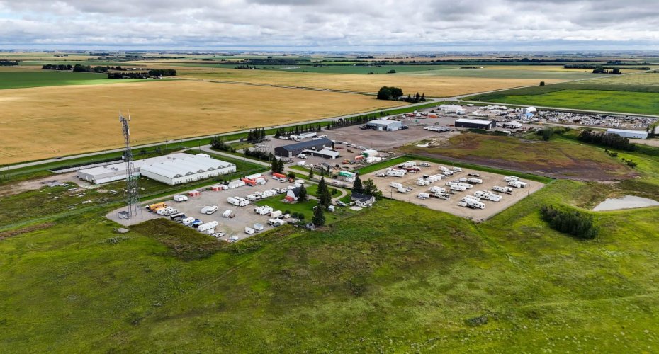 8-1415 sec 582 Highway, Didsbury, Alberta T0M 0W0, ,Commercial,For Sale,sec 582,A2249845