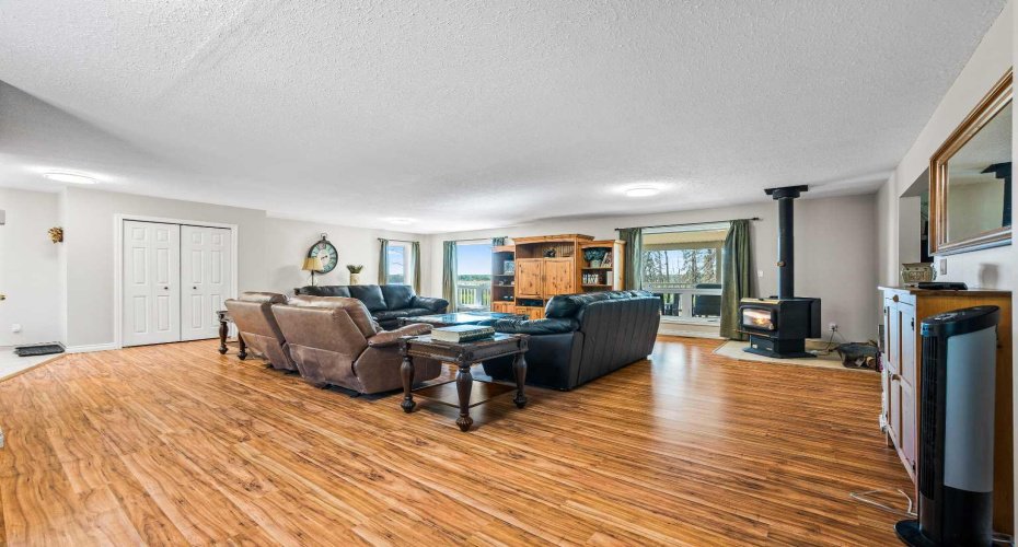 720 Poplar Drive, Rural St. Paul No. 19, County of, Alberta T0A 1A0, 4 Bedrooms Bedrooms, ,3 BathroomsBathrooms,Residential,For Sale,Poplar,A2249614