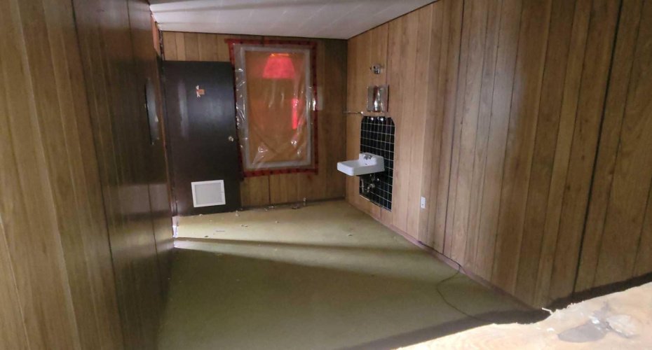 4918 50 Avenue, Castor, Alberta T0C0X0, ,Commercial,For Sale,COSMOPOLITAN HOTEL,50,A2249801
