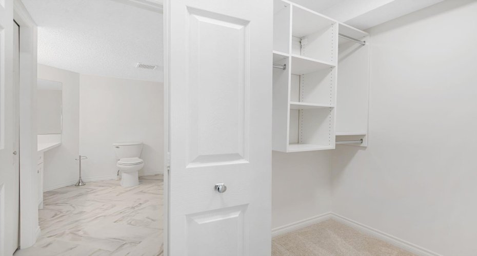 7451 Springbank Boulevard, Calgary, Alberta T3H4K5, 2 Bedrooms Bedrooms, ,2 BathroomsBathrooms,Residential,For Sale,Springbank,A2250493