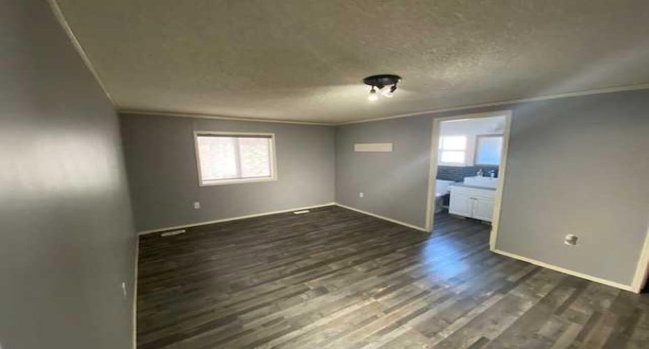 7928 97 Avenue, Peace River, Alberta T8S1W6, 3 Bedrooms Bedrooms, ,2 BathroomsBathrooms,Mobile,For Sale,97,A2250780
