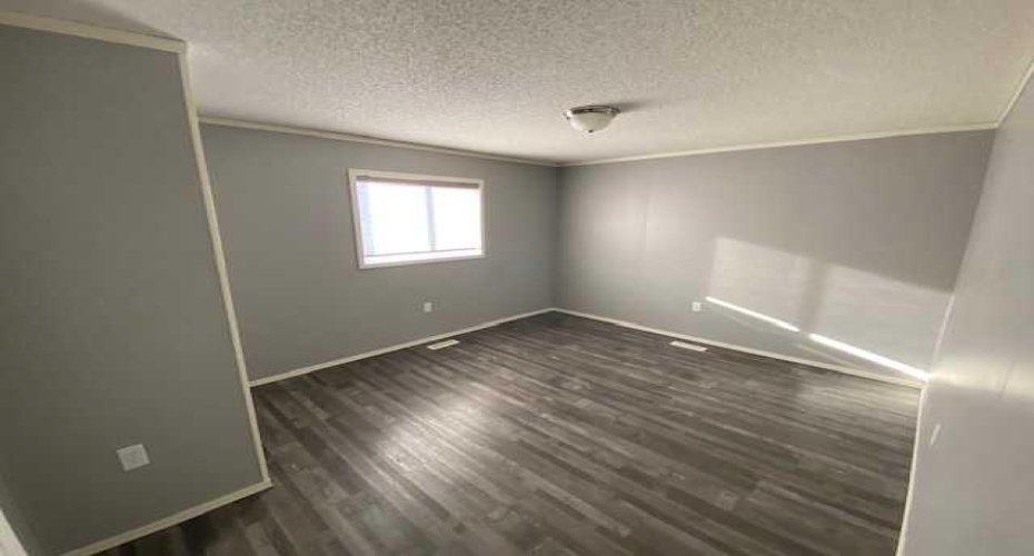 7928 97 Avenue, Peace River, Alberta T8S1W6, 3 Bedrooms Bedrooms, ,2 BathroomsBathrooms,Mobile,For Sale,97,A2250780