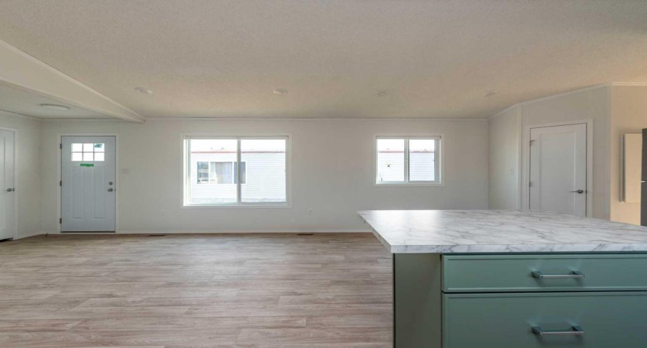5308 57 Street, Lloydminster, Alberta T9V 2A3, 3 Bedrooms Bedrooms, ,2 BathroomsBathrooms,Mobile,For Sale,57,A2250866
