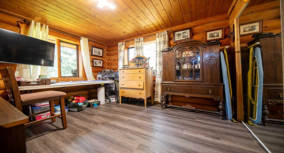 69067 HWY 40, Grovedale, Alberta T0H 1X0, 5 Bedrooms Bedrooms, ,4 BathroomsBathrooms,Residential,For Sale,HWY 40,A2250899