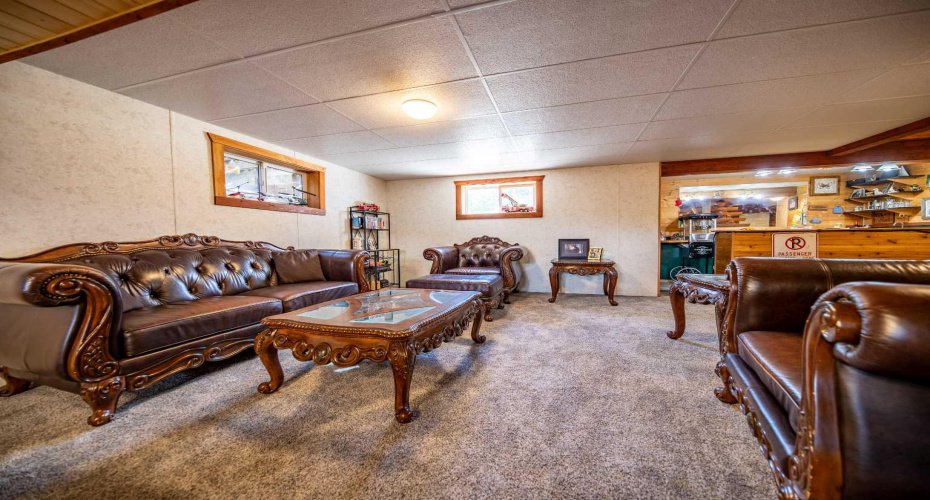 69067 HWY 40, Grovedale, Alberta T0H 1X0, 5 Bedrooms Bedrooms, ,4 BathroomsBathrooms,Residential,For Sale,HWY 40,A2250899