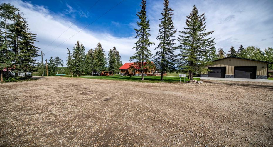 69067 HWY 40, Grovedale, Alberta T0H 1X0, 5 Bedrooms Bedrooms, ,4 BathroomsBathrooms,Residential,For Sale,HWY 40,A2250899