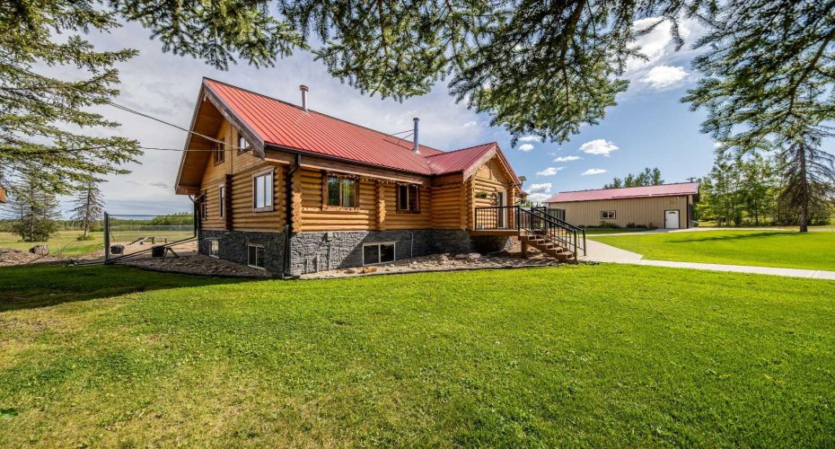 69067 HWY 40, Grovedale, Alberta T0H 1X0, 5 Bedrooms Bedrooms, ,4 BathroomsBathrooms,Residential,For Sale,HWY 40,A2250899