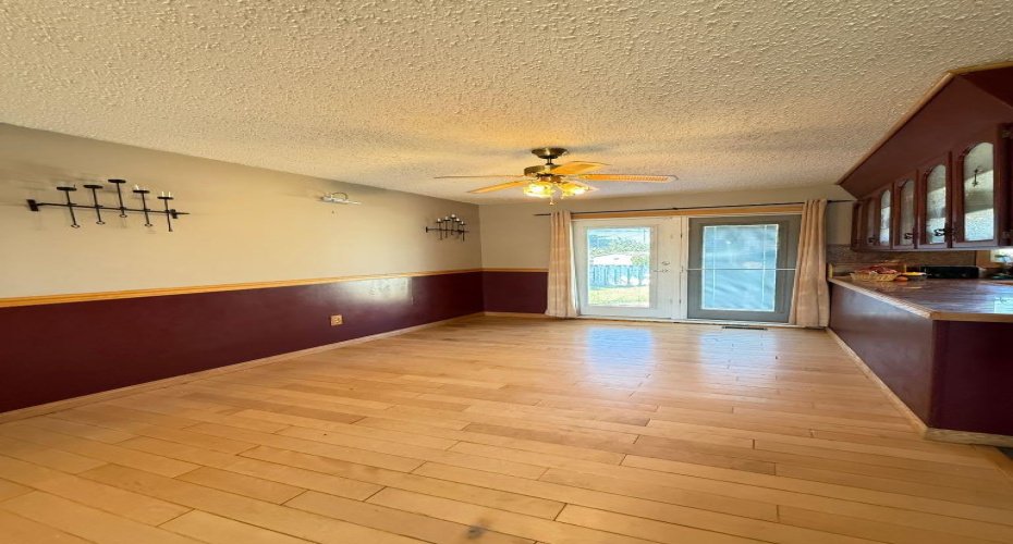 5804 48A Street, High Prairie, Alberta T0G 1E0, 5 Bedrooms Bedrooms, ,2 BathroomsBathrooms,Residential,For Sale,48A,A2250925