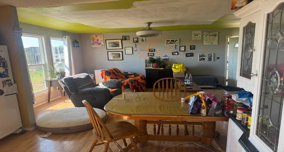 235037 Township road 844, Rural Northern Lights, County of, Alberta T0H 1W0, 2 Bedrooms Bedrooms, ,1 BathroomBathrooms,Residential,For Sale,Township road 844,A2250984