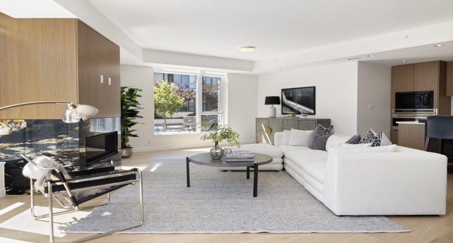 88 Waterfront Mews, Calgary, Alberta T2P 1K7, 3 Bedrooms Bedrooms, ,4 BathroomsBathrooms,Residential,For Sale,Waterfront,A2251109